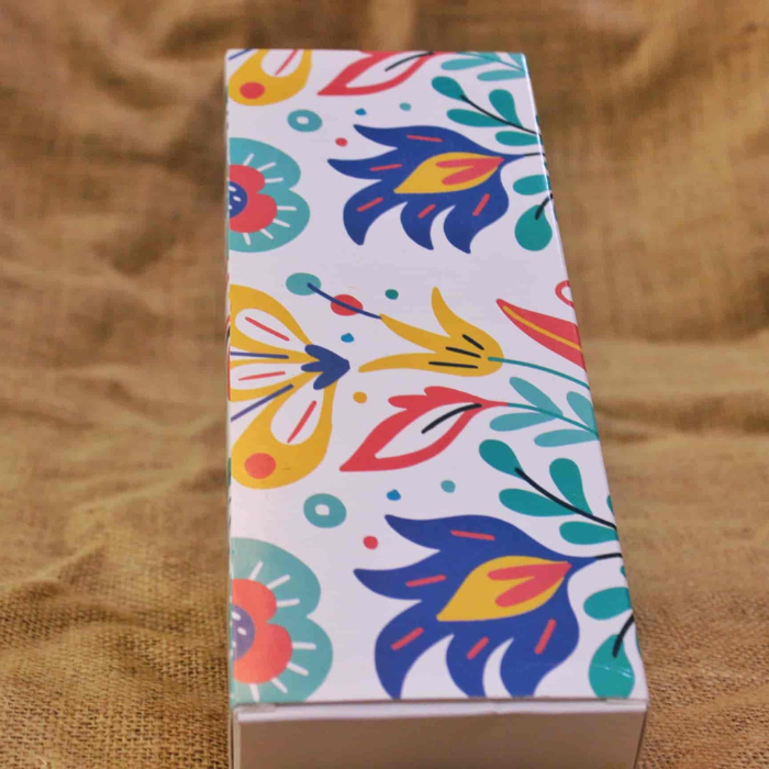 Small bubble candle in gift box.